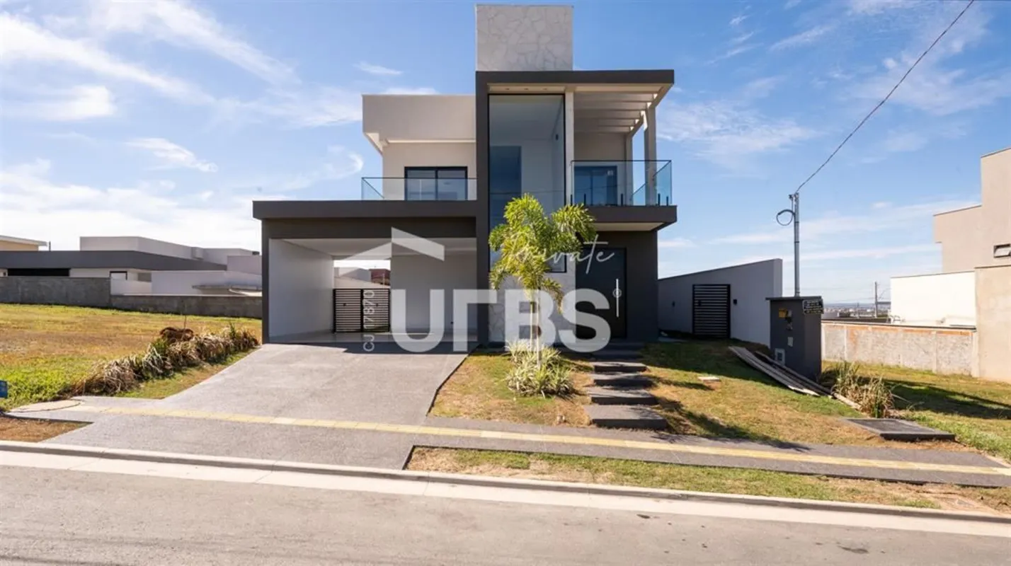 COD U-0034434 - Sobrado com 223,69 m² de área construída, em terreno de 360 m², ...
