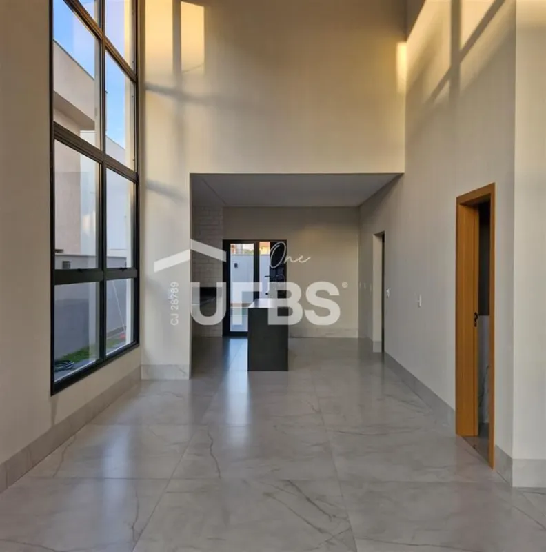 COD U-0034835 - Casa térrea à venda no Condomínio Parqville Jacarandá | 3 suítes...