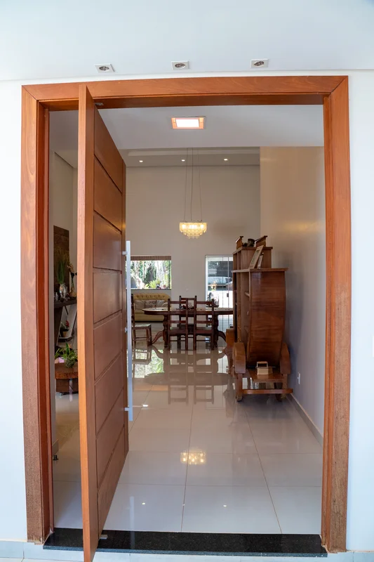 EXCLUSIVIDADE |EXCELENTE LOCALIZAÇÃO|CASA TÉRREA CONTEMPORÂNEAApresento uma exce...