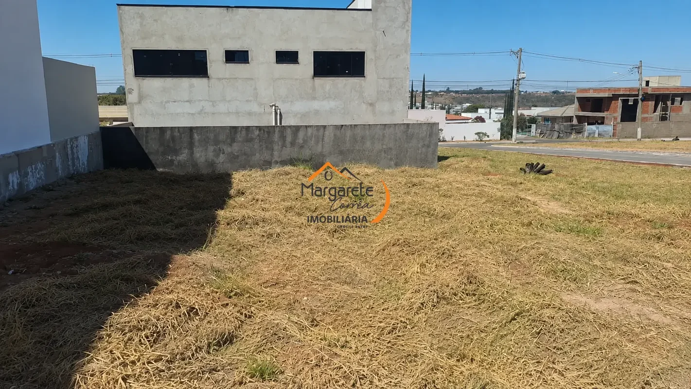 Imobiliária Margarete Corrêa Vende Lote no Condomínio Alto da Boa Vista*Não Acei...