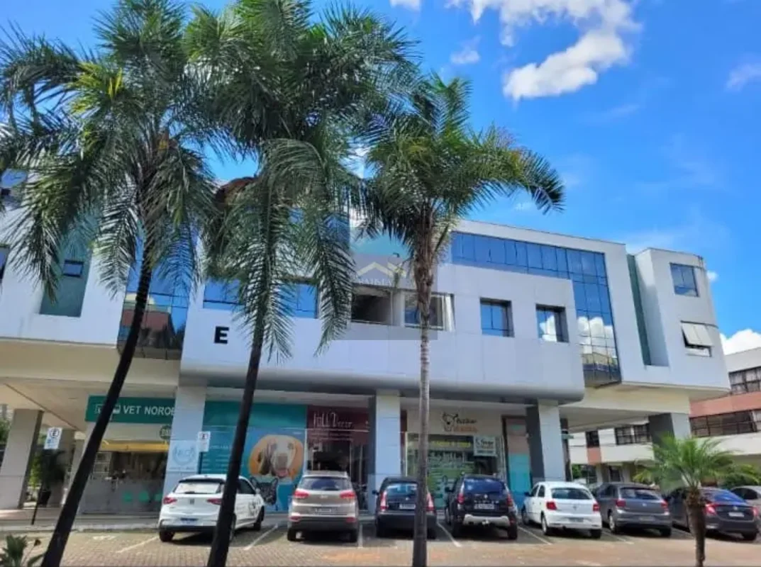 Batista Soluções Imobiliárias aluga excelente apartamento com área privativa de ...