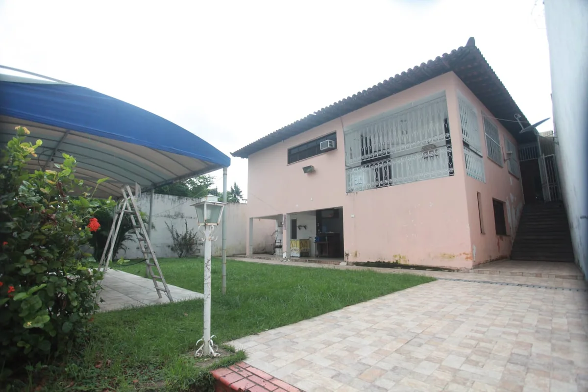 Vendemos essa excelente casa no bairro .... ?? Excelente Casa Ampla – Ideal para...