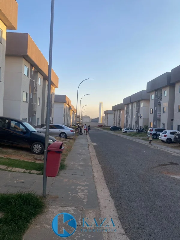 Apartamento localizado no Condomínio Residencial Sport Club. Imóvel iluminado e ...