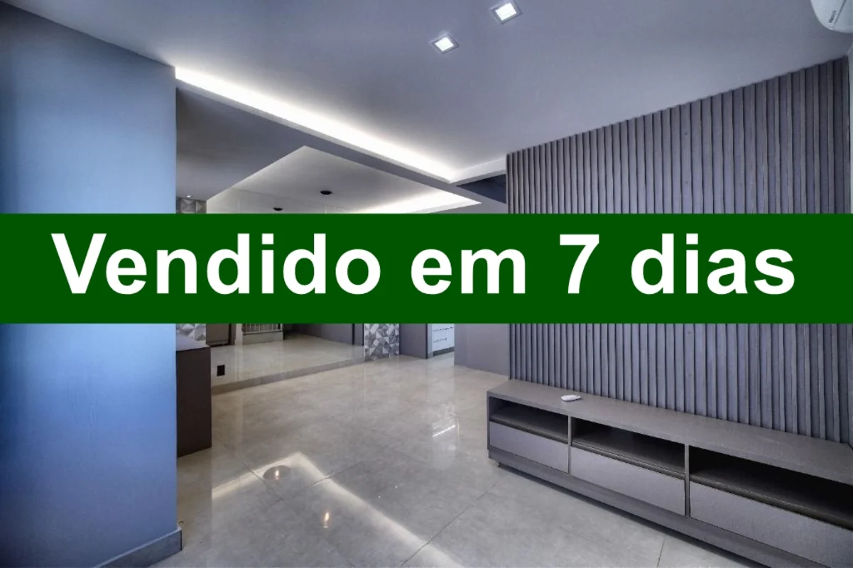 Casa com reforma de alto padrão Porcelanato Armários Planejados em todos os cômo...