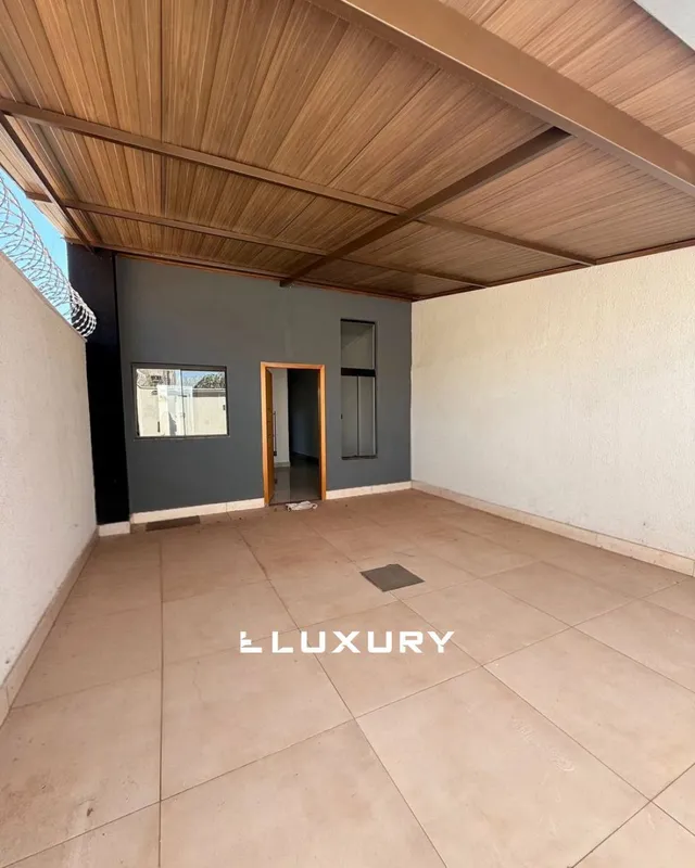 Casa à venda no Residencial Prado, em Senador Canedo, com 3 quartos, sendo 1 suí...