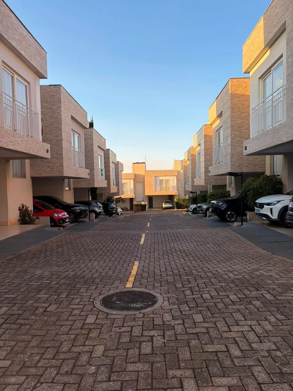EURO HOUSE – PARQUE DAS LARANJEIRASSobrado em condomínio fechado com 146 m², em ...