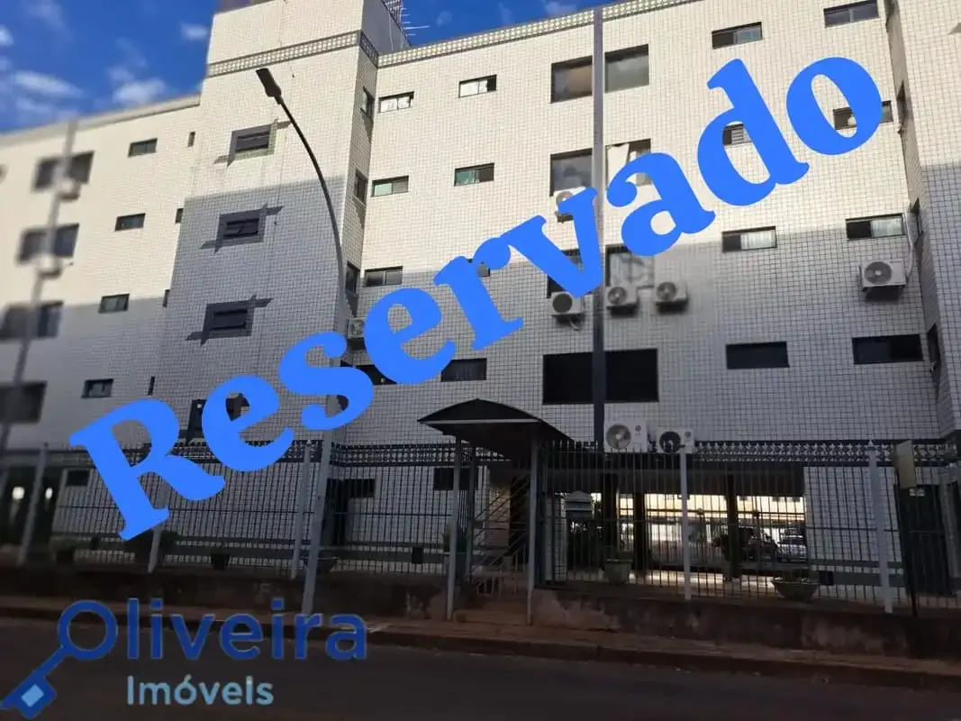 Apartamento com ótima localização e conforto. Conta com:- Sala;- Cozinha; - 03 q...