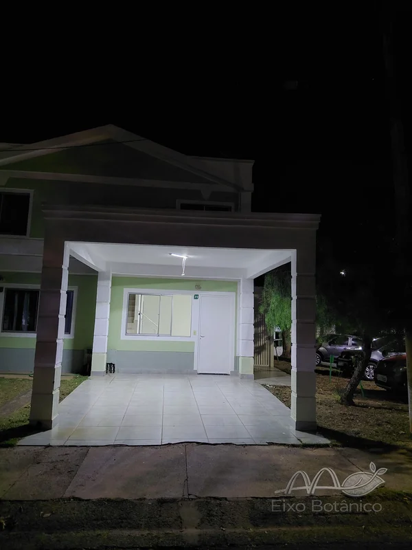 CASA PARA ALUGAR – 2 QUARTOS | JARDINS MANGUEIRAL DE ESQUINA COM CORREDOR LATERA...