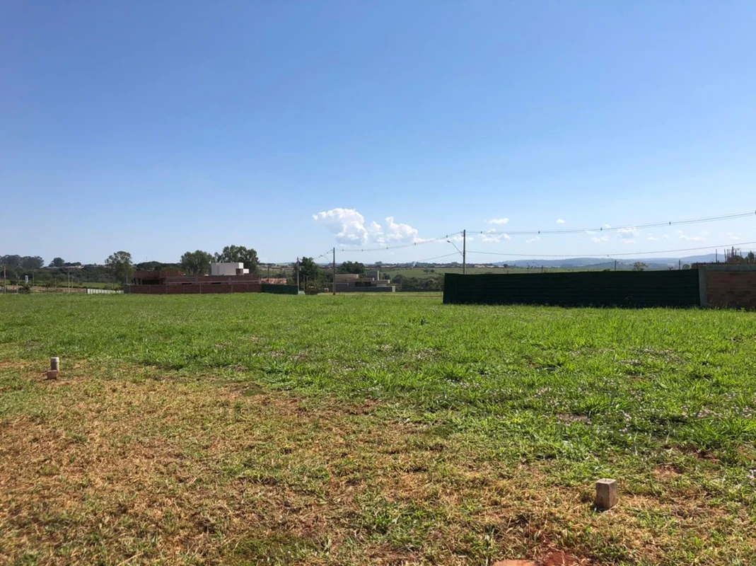 Lote à Venda no Condomínio Fechado Terras Alpha 2- Localização: Qd T-2, Lt. 7, S...