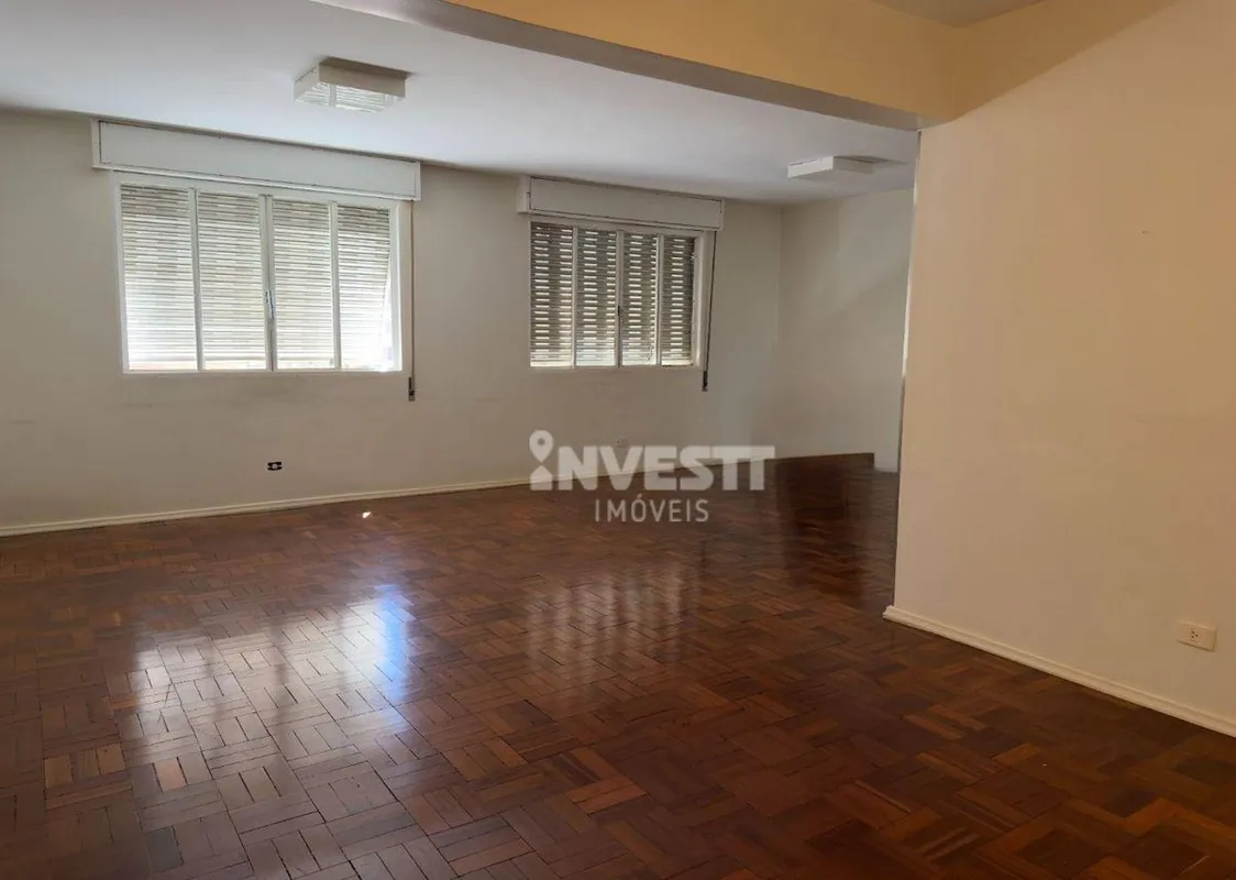 LOCALIZAÇÃO:Apartamento amplo de 202 m² no Setor Oeste localização que faz toda ...