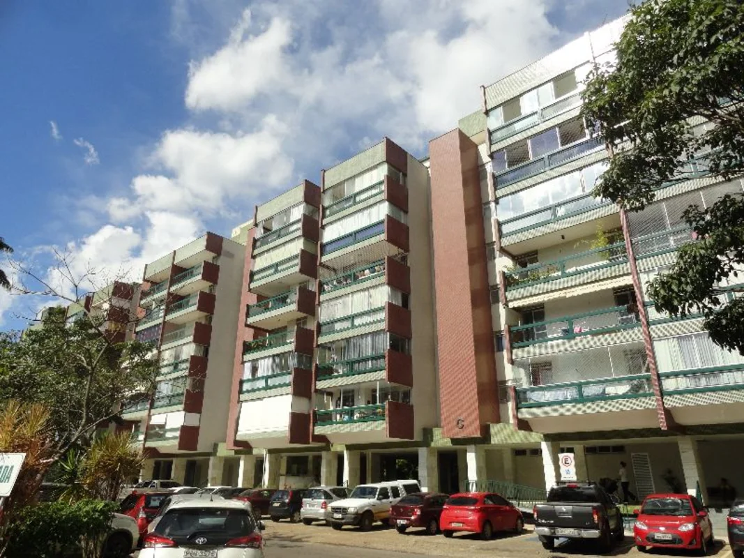 Alugue até sem fiador!Apartamento na SQN 107 com ampla sala, varanda, cozinha co...