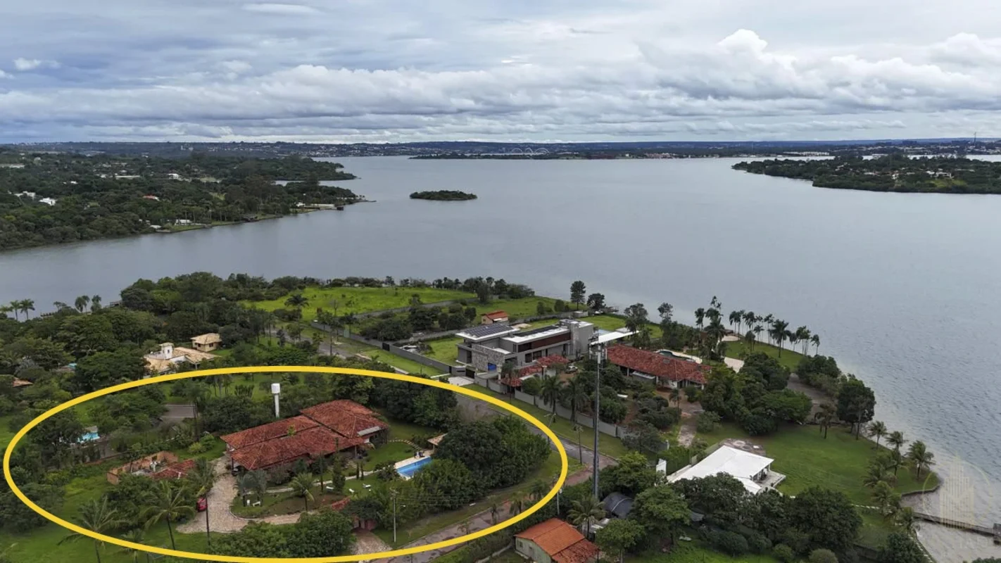 Casa Exclusiva no Setor de Mansões do Lago Norte – MI 065.000 m² de terreno | 1....
