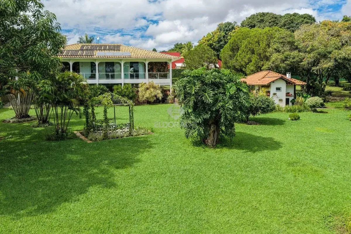 Casa à venda no Lago Sul, SHIS QL 2 — ponta de picolé.Terreno de 1.093,65 m² (es...
