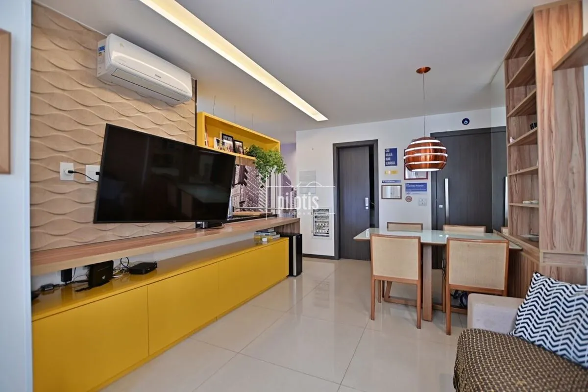 SQNW 307 - Duplex com o conceito invertido, excelente pra quem busca praticidade...