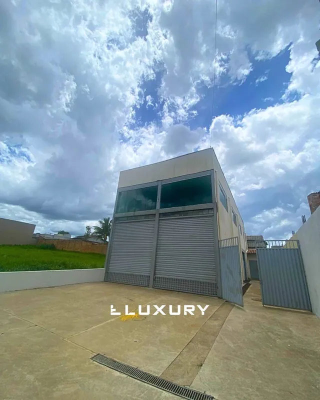  Galpão à Venda no Residencial Flor do Ipê Localizado na Avenida Simeão Fortes, ...
