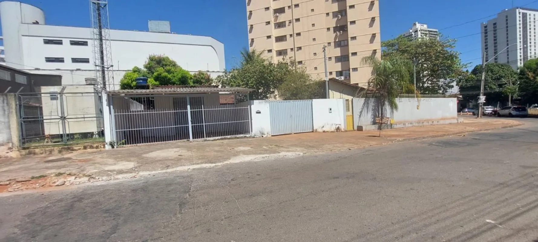 Lote no Setor Pedro Ludovico com 437,73 m2 25/08/26