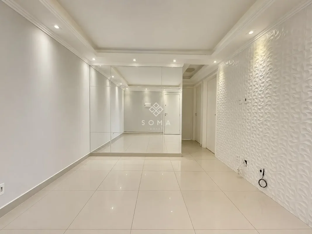 ESPECIFICAÇÕES DO APARTAMENTO:- Projeto de iluminação- Sala ampla com espelho- V...