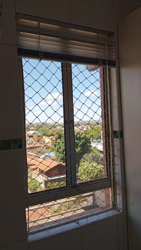 Descubra um apartamento confortável e prático no coração do Guara II, em Brasíli...