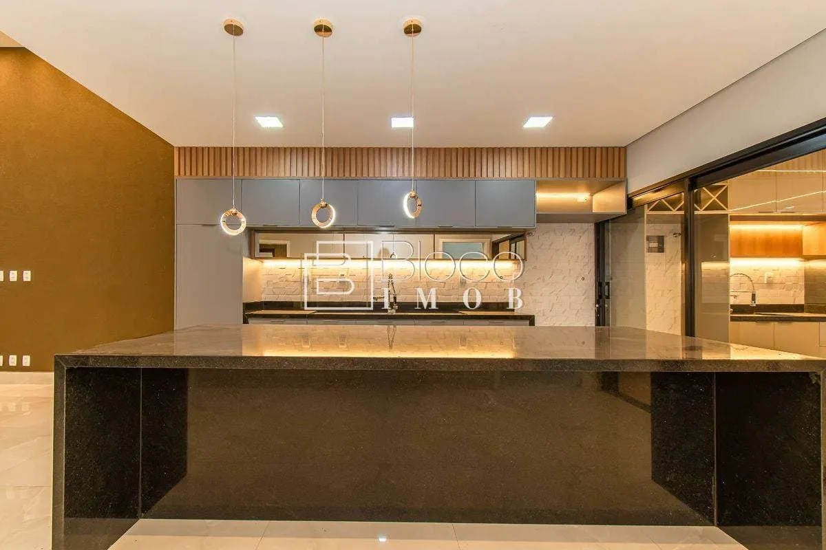 Visitas Adriana 61 99676-6474 CASA ALTO PADRÃOLINEARModernidade, sofisticação e ...