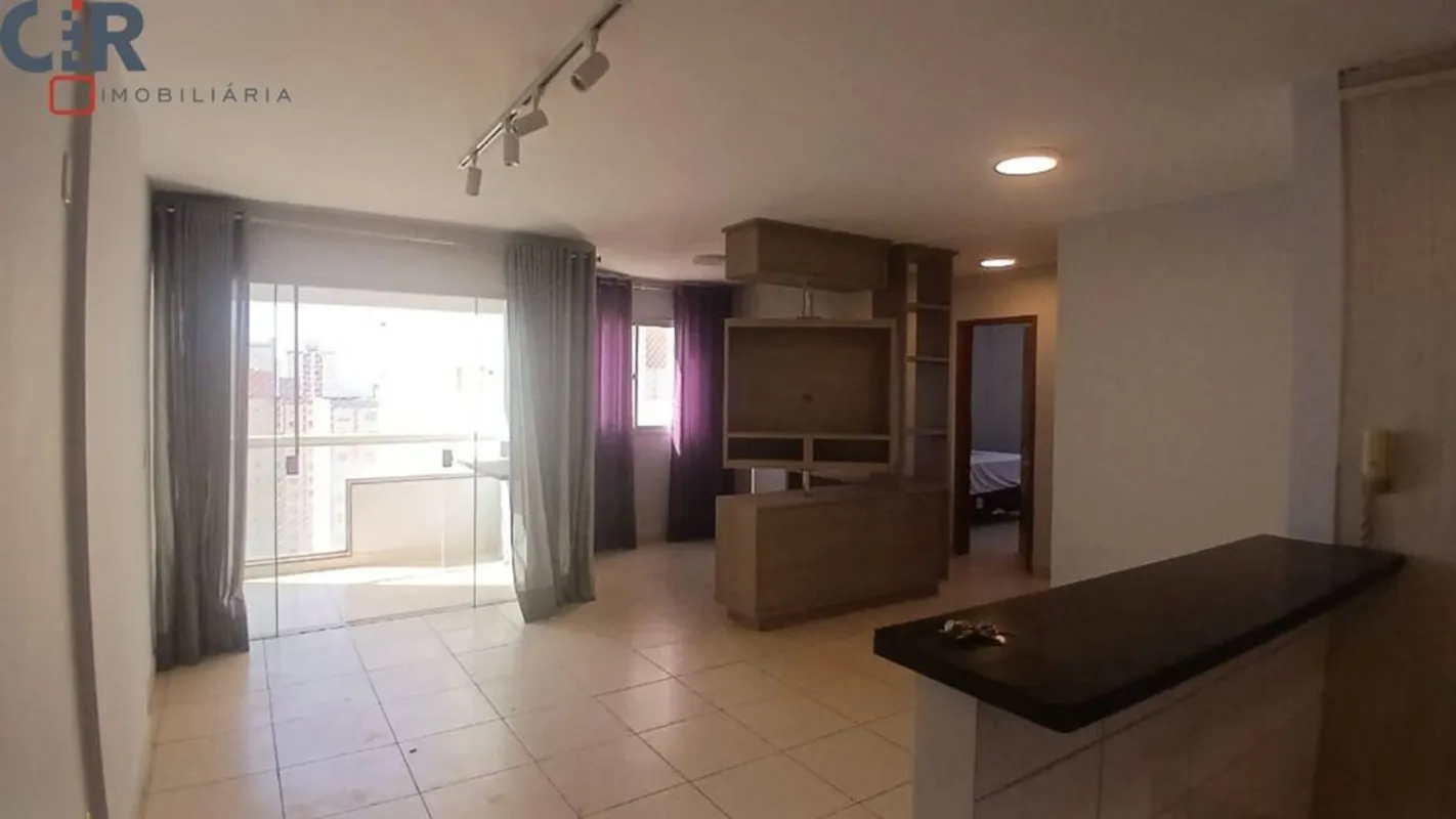 Apartamento de 3 quartos transformado em 2 quartos + office | 1 suíte | 2 vagasE...