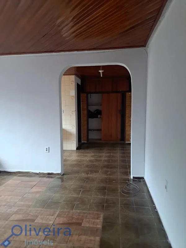 Kit de fundo com 38 m² e vaga de garagem.Possui:- Sala;- Cozinha com área de ser...