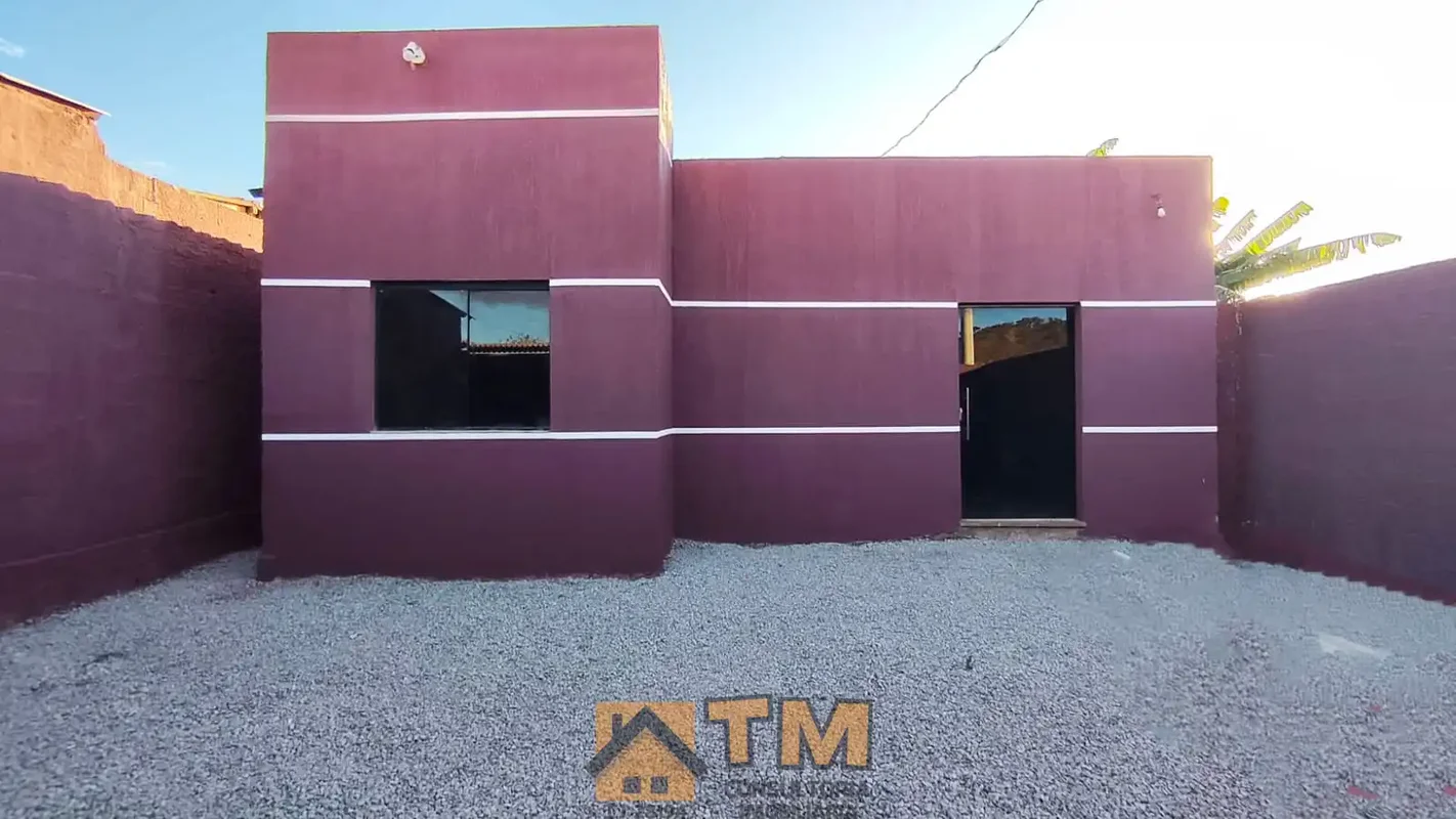 TM CONSULTORIA IMOBILIARIA VENDE:EXCELENTE CASA NO BAIRRO ZUMBI EM SÃO SEBASTIÃO...