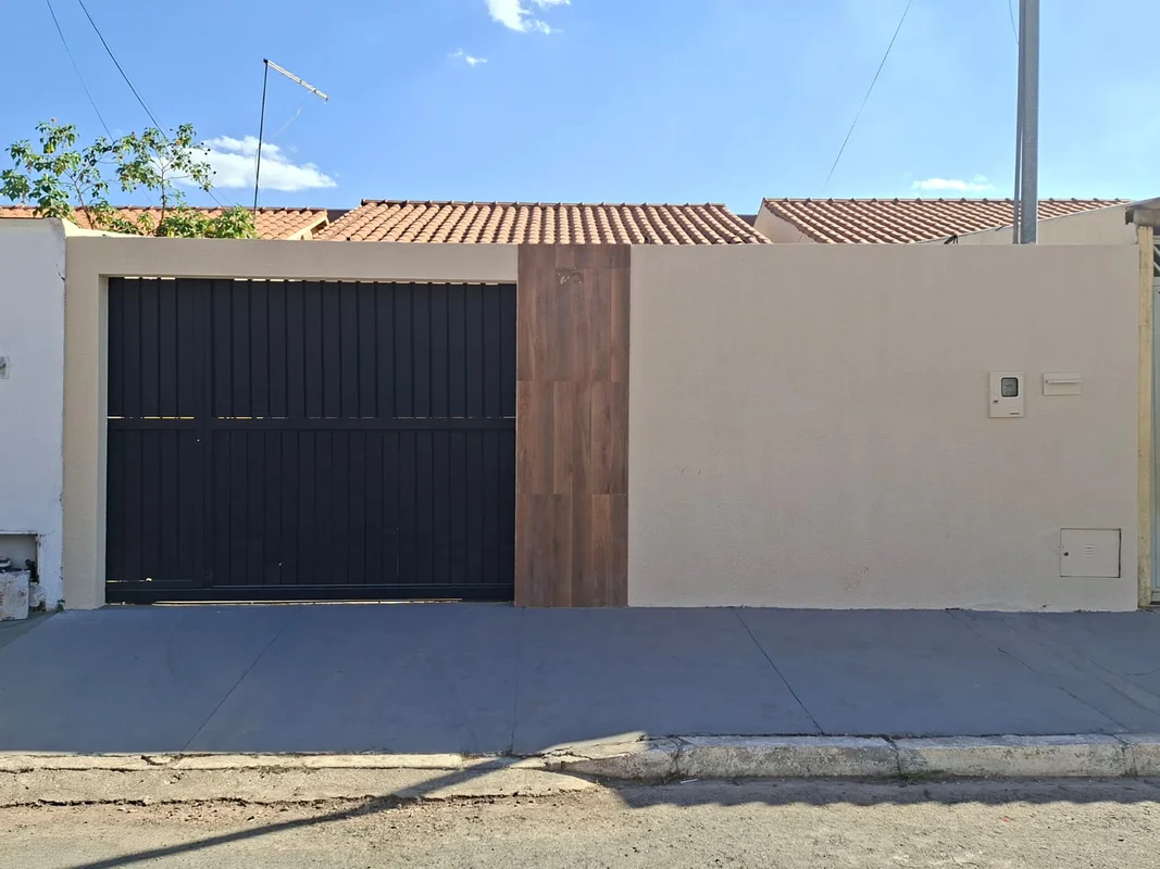 Casa à Venda – Residencial Mar del Plata | Valparaíso de GoiásExcelente oportuni...
