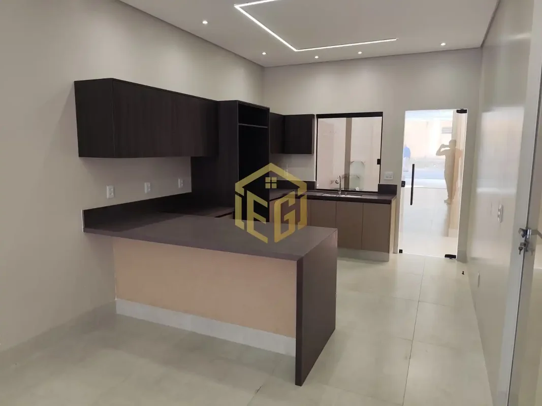 Casa em Samambaia — conforto e sofisticação ???Sabe aquela casa que impressiona ...