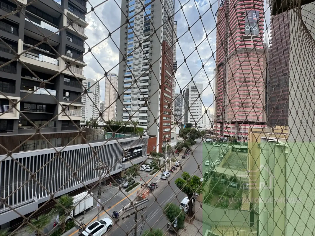 Apartamento 108 Mts², no setor bueno contendo 2 quartos sendo 1 suíte, com armar...