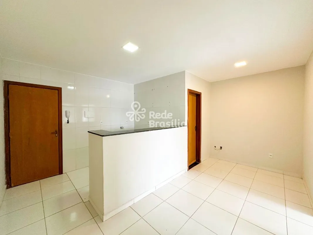 TH35926 - Qs 614 Samambaia, Apartamento 02 quartos, 50m². Agende sua visita! Óti...