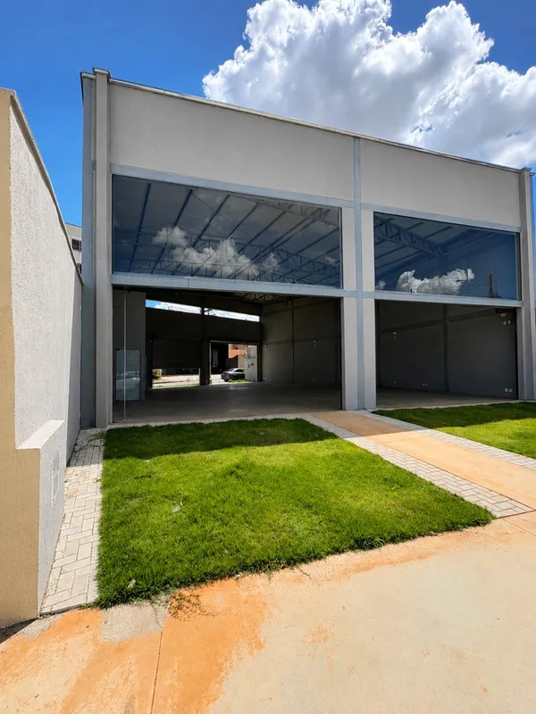 Galpão Comercial localizado na Rua Itu, area privativa 217,62 m², Setor Vila Bra...