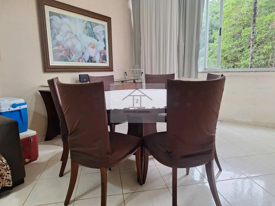 Apartamento com 87,22m² de área útil, sendo sala, 3 quartos, cozinha com armário...
