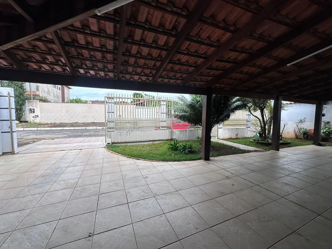 Casa com 3 quartos sendo 1 súite no Condomínio Serra Dourada em Sobradinho Com p...