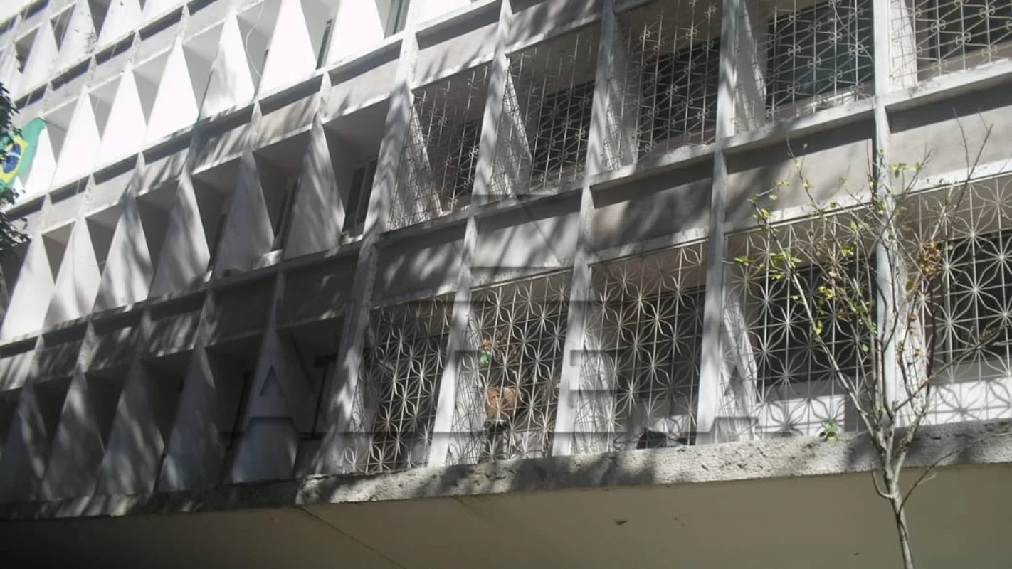 Excelente apartamento com 3 quartos disponível para locação na SQS 108, Bloco E....