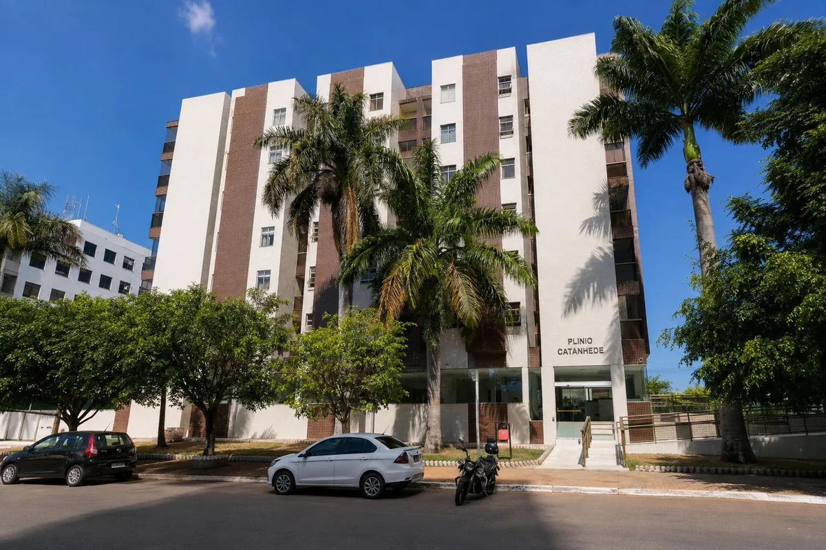 ?? OPORTUNIDADE NO GUARÁ II – QI 31?? Condomínio Plínio CatanhedeApartamento com...