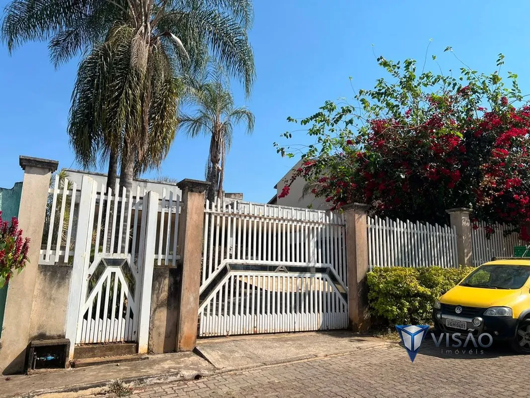 VISÃO IMÓVEIS VENDE!Casa à Venda IAPI | Condomínio Beija-FlorExcelente casa no I...