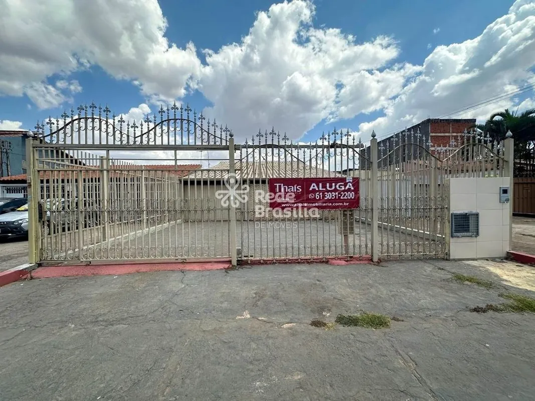 TH35939 - Qse 08 Taguatinga, Casa 03 quartos, 250m². Agende sua visita! Excelent...
