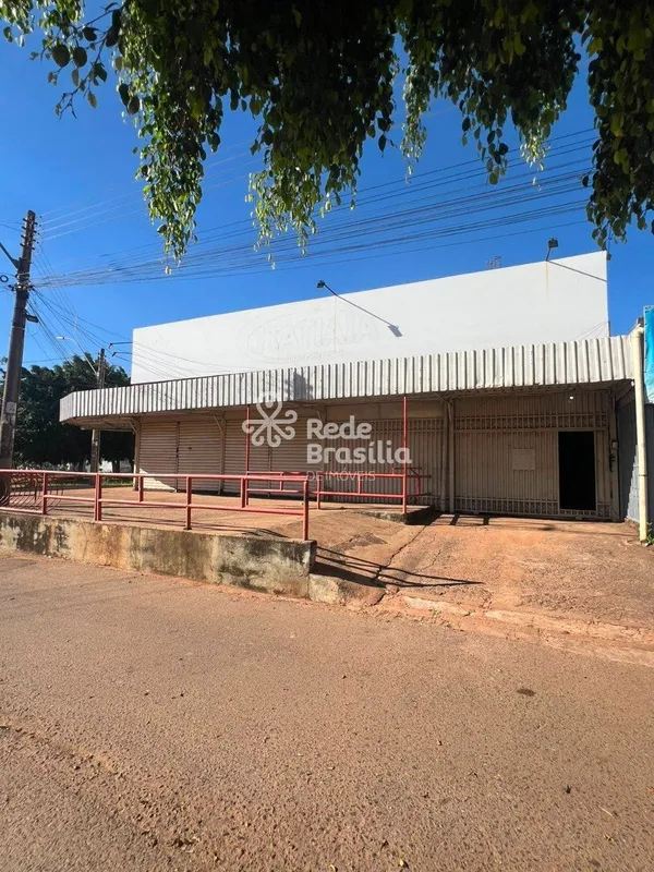 QR 319 conjunto 1 prédio residencial e comercial Samambaia SulQR 319 Conjunto 1 ...