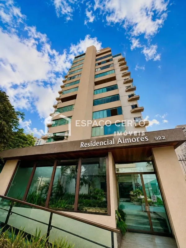 Excelente apartamento à venda no Edifício Aimorés, no Setor Oeste, com 198 m² de...