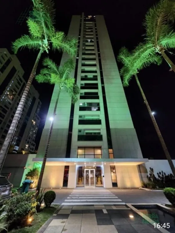  Apartamento com 41m², bem distribuídos, localizado em andar alto, proporcionand...