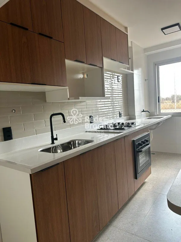 APARTAMENTO À VENDA LÚCIO COSTA - REFORMADOConforto, praticidade e excelente loc...