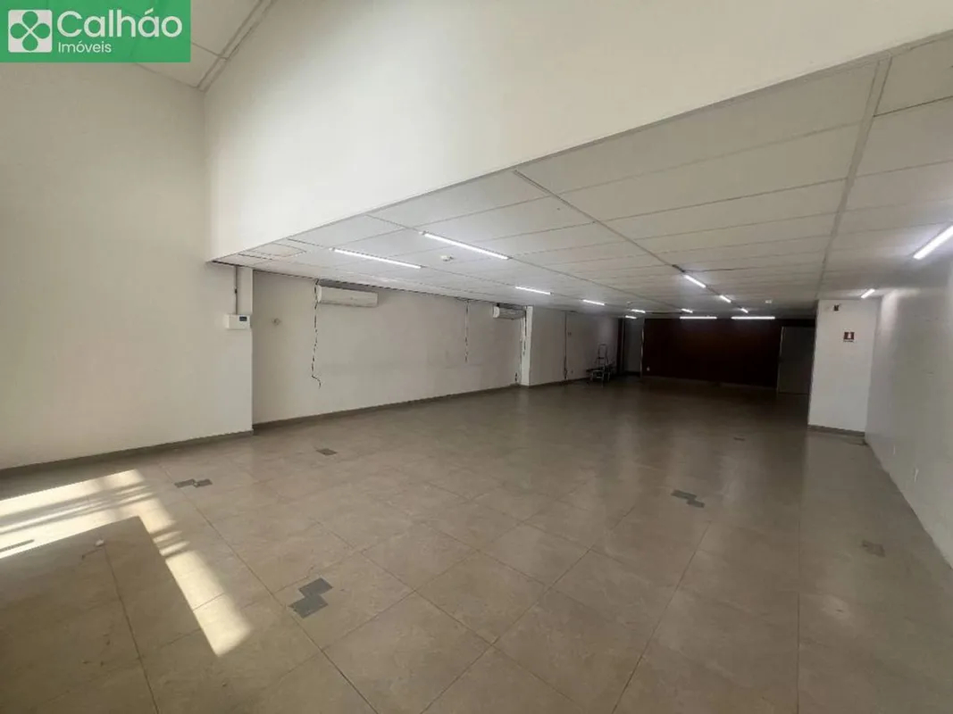 LOJA COMERCIAL PARA ALUGAR NO SETOR DE RÁDIO E TV SUL AMPLA, TÉRREA E SEM PILAST...