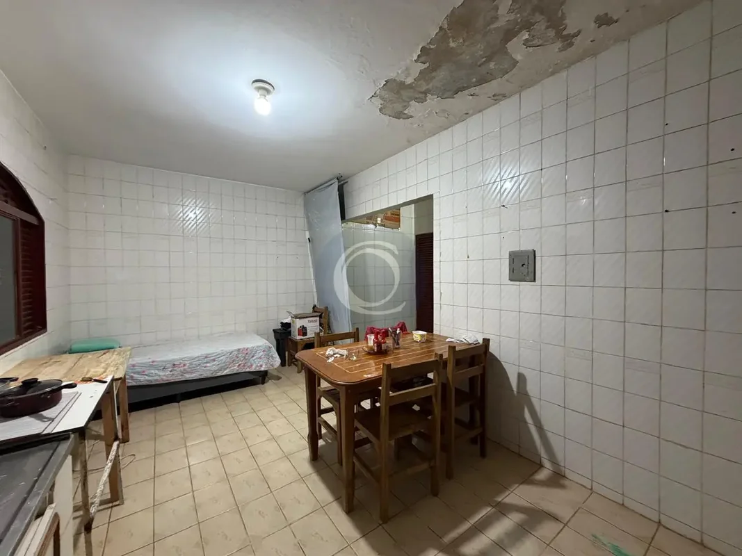 Casa na quadra 16 setor Leste - GamaCasa com sala ampla, 3 quartos, banheiro soc...