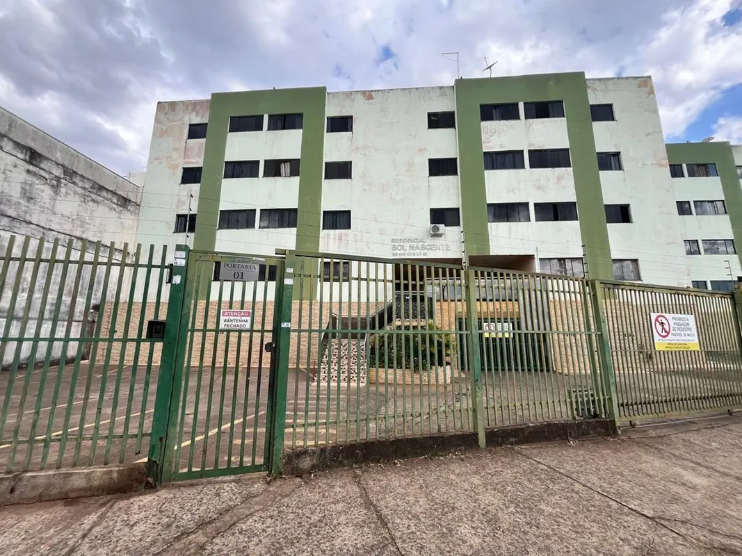 Este apartamento à venda em Samambaia Norte oferece um espaço de 67 m², ideal pa...