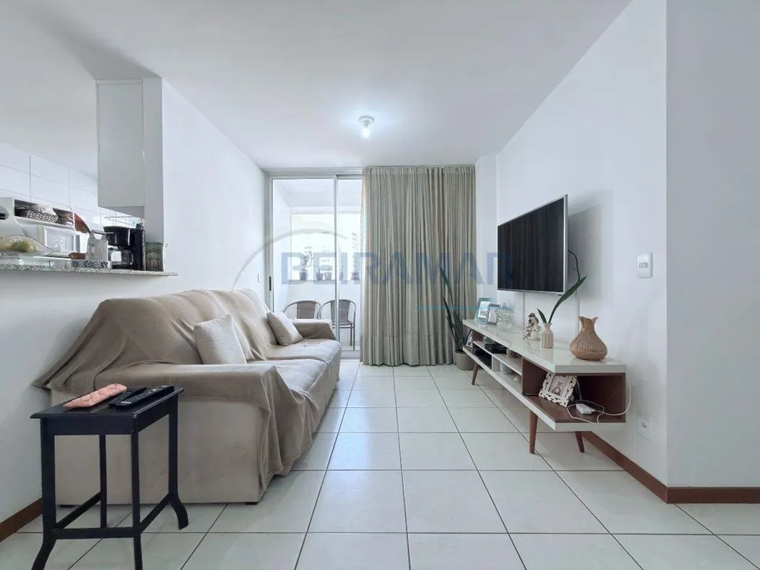 Apartamento com 77m², bem distribuído e funcional, ideal para quem busca confort...