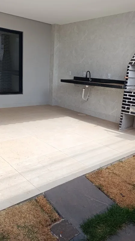 CASA NOVA À VENDA EM SENADOR CANEDO | R$ 319.990Casa moderna, confortável e pron...