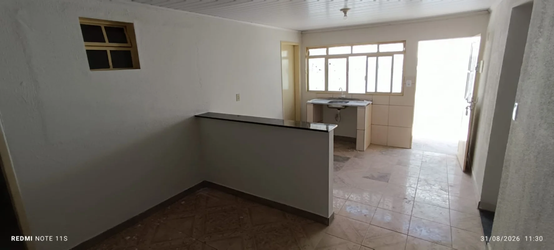 # CURITIBA IMOBILIARIA ALUGA #QNE 35 LOTE 14 CASA 01 E CASA 02 - FUNDOS - TAGUAT...