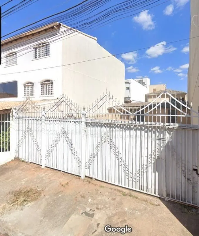 - Lote em excelente localização;- Próximo aos Bancos do Brasil, BRB, Posto de Sa...