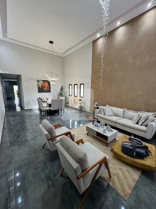 Casa térrea toda na LAJE, com estrutura para outro pavimento;3 quartos sendo 1 s...