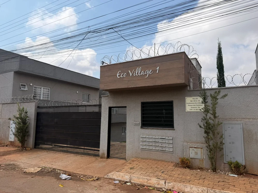 Sobrado dos Seus Sonhos no Condomínio Eco Village Goianira!Se você busca confort...